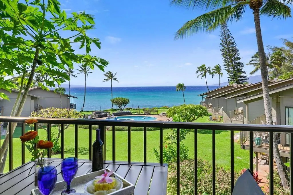 Villa Oceanside-Spectacular View And Poolside Oasis à Kahana États-Unis